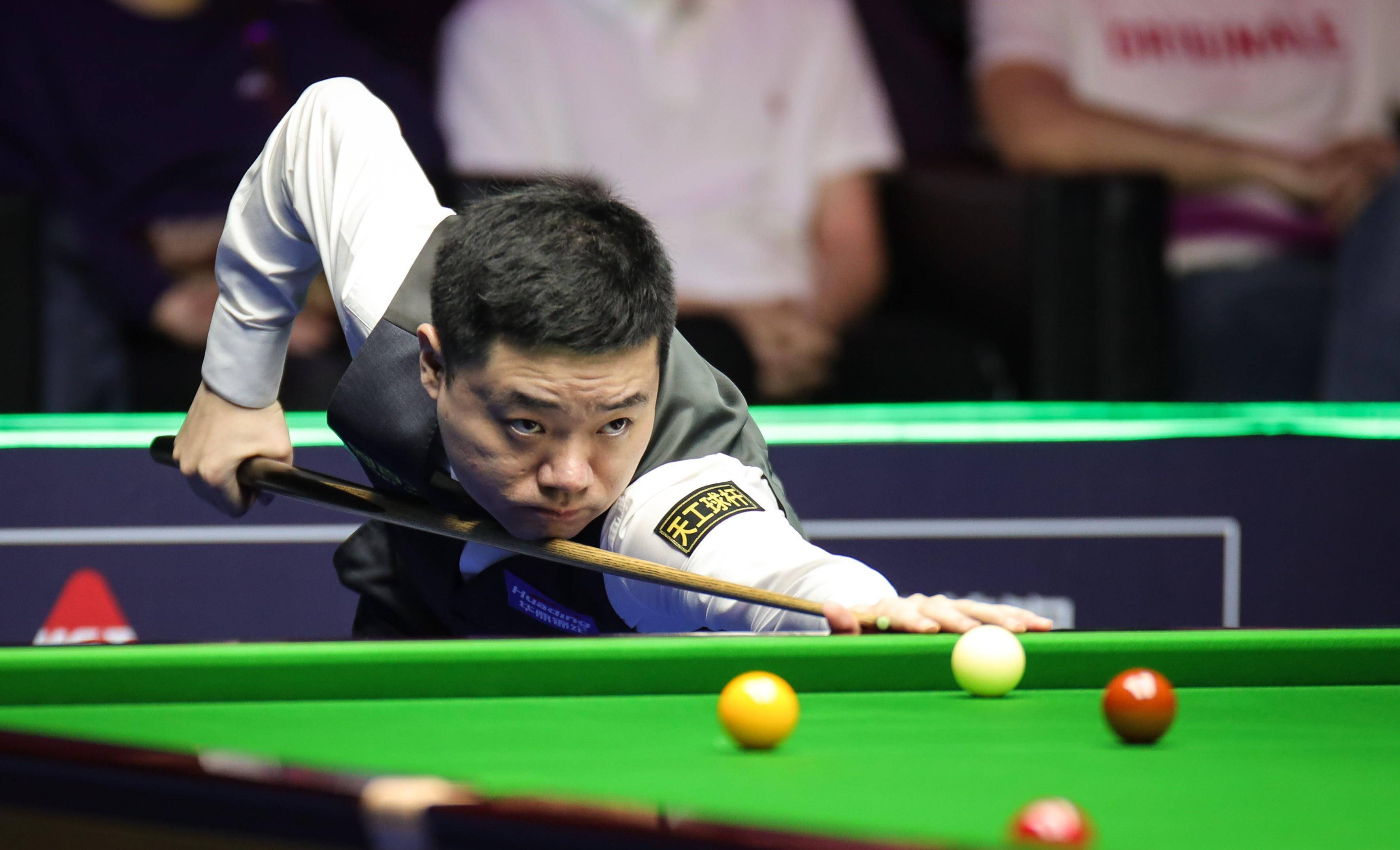 作为阿斯顿 作为阿斯顿