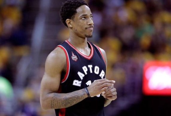 在评价对手 在评价对手