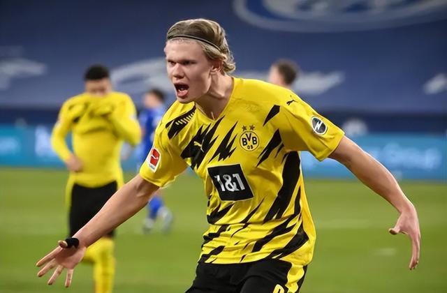 球场上合作 球场上合作